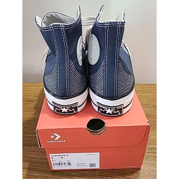 NIB Converse CHUCK TAYLOR All Star High Top Unisex Canvas Sneakers M 6, W 8 Blue - Picture 2 of 5